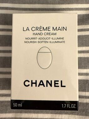 Hand & Nail Cream - Camellia Scent - Chanel - NWT